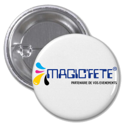Badge rond en métal...